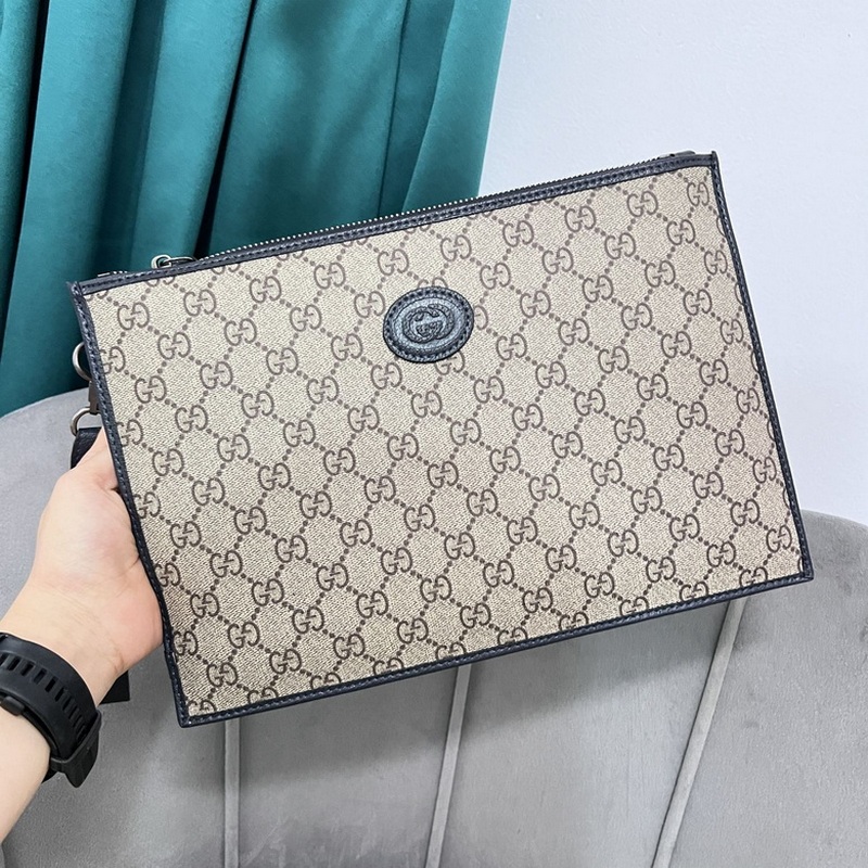 Gucci Wallets 18